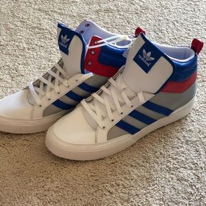 Adidas High Too sneaker